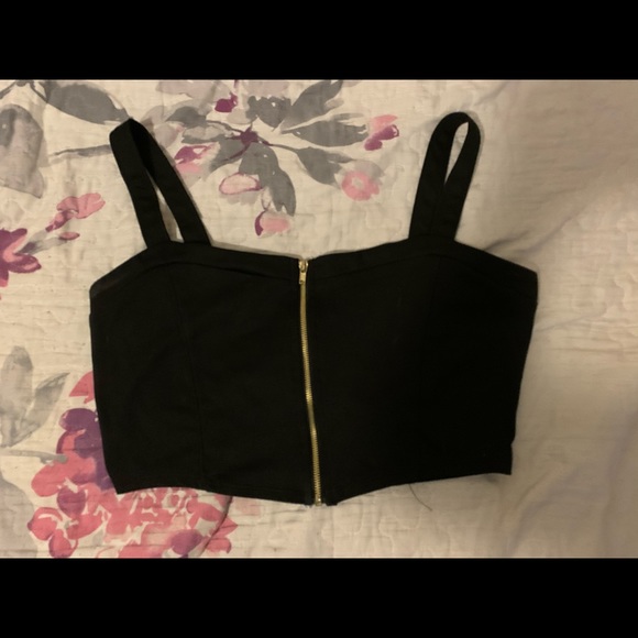 Zip up belly shirt - Picture 1 of 2